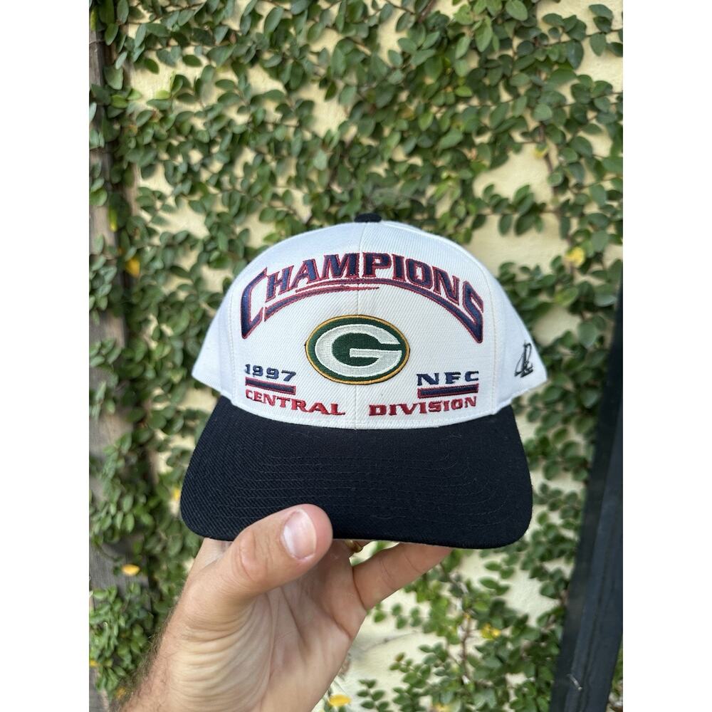 Vintage 1997 Green Bay Packers NFC Champions Logo Athletic Snapback Hat